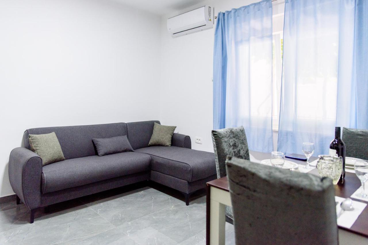 Apartman Lu Есенице Экстерьер фото